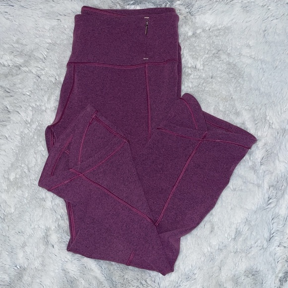 CALIA Purple High-Waisted Capris.  Size Medium - Picture 5 of 5